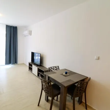 Alkion, Apartament