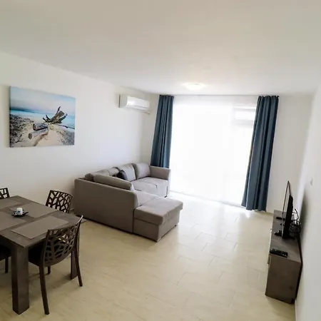 Alkion, Apartman *