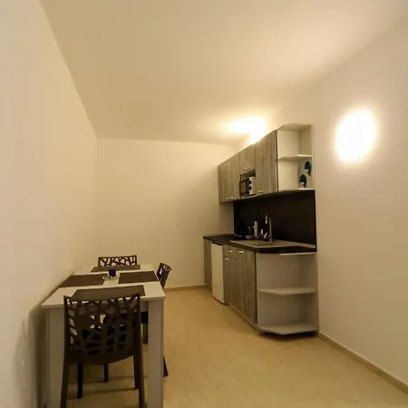 Alkion, Apartament